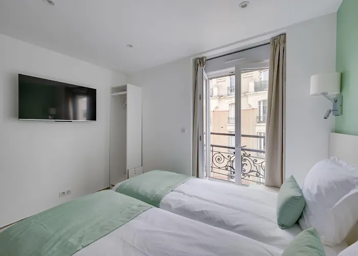 Le Bellevue Париж